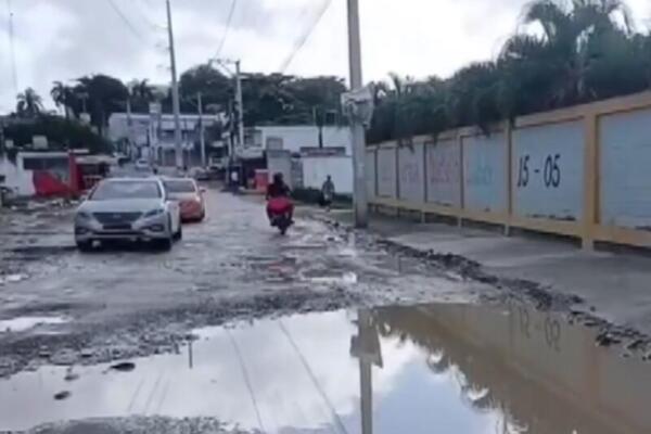 Deploran mal estado de carretera que une Santo Domingo Oeste y Los Alcarrizos