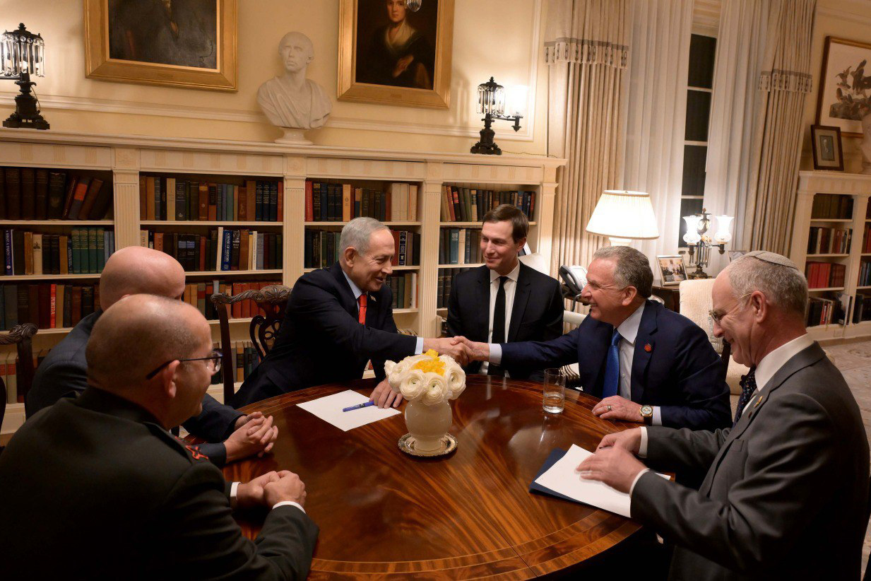 Netanyahu firma en Washington su adhesión a la Junta de la Paz de Trump