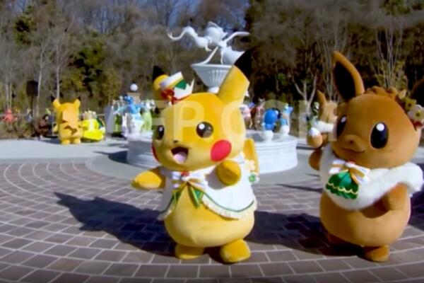Pokémon es uno de los principales productos culturales japoneses de exportación, que comenzó en 1996 como videojuego para la consola Game Boy de Nintendo.