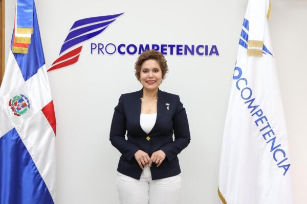 María Elena Vásquez Taveras asume la presidencia de la Recac