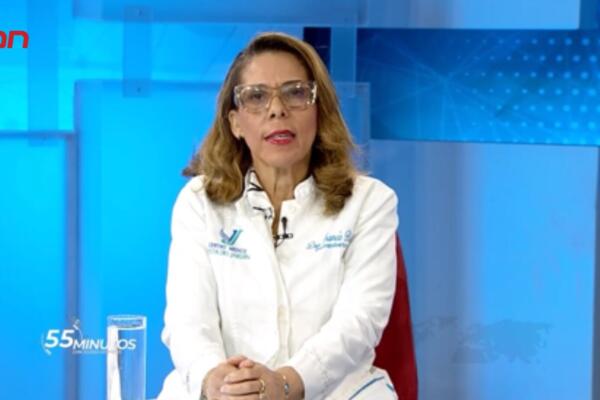 La psiquiatra Francis Báez ofreció sus declaraciones durante una entrevista en el programa 55 Minutos con Julissa Céspedes, transmitido por CDN Canal 37.