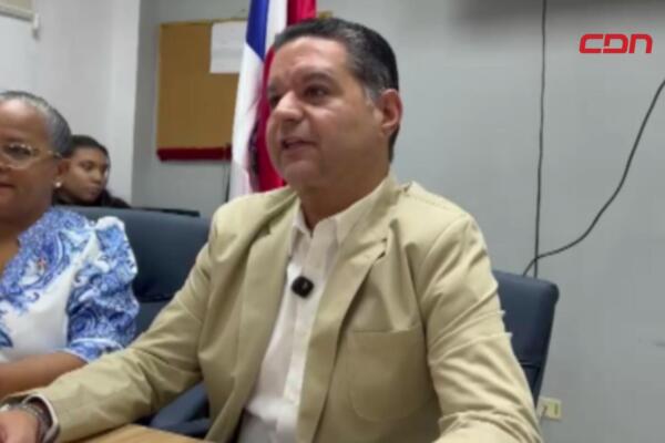 Sede de la Dirección Provincial de Salud Santiago I, institución que alertó sobre intentos de estafa utilizando el nombre de su director para cobrar supuestos permisos sanitarios.