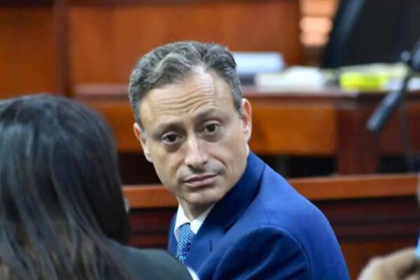 El consejo de defensa del exprocurador Jean Alain Rodríguez, denuncia irregularidades del Ministerio Público.