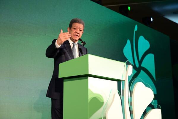 Expresidente Leonel Fernández acusa al PRM de mantener privilegios en las importaciones