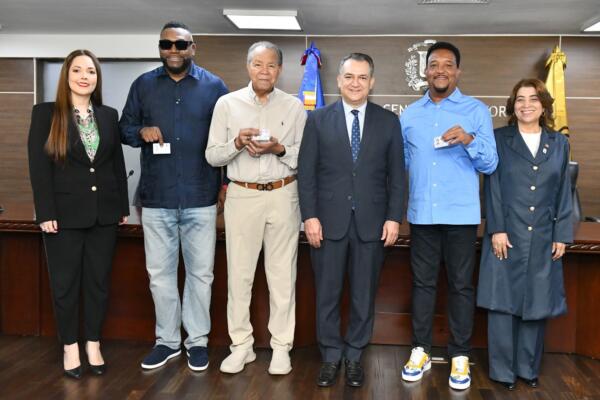 Miembros del Salón de la Fama de Cooperstown Juan Marichal, Pedro Martínez, Vladimir Guerrero y David Ortiz.