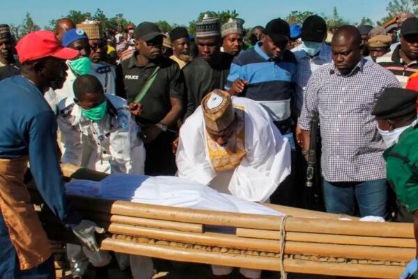 Hombres armados matan al menos a 38 personas en Nigeria