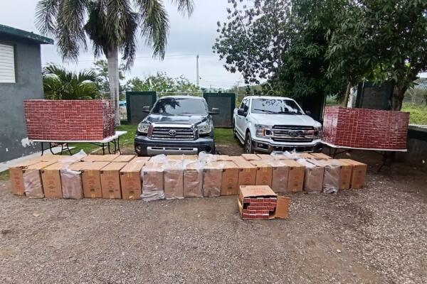 Ejército intercepta dos camionetas con más de 739 mil cigarrillos de contrabando en Puerto Plata