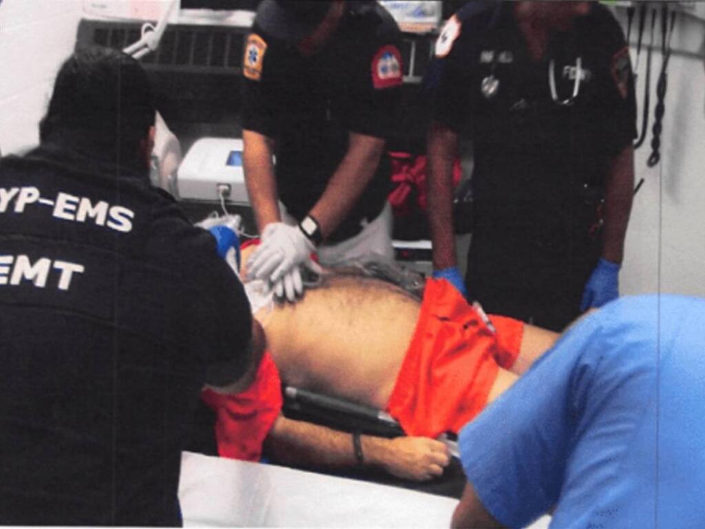 EE. UU. libera imágenes inéditas del cadáver de Epstein