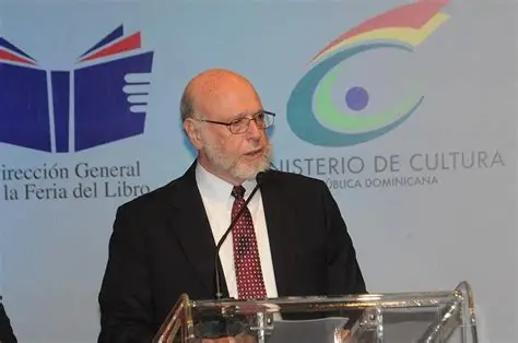 Ministerio de Cultura y la Fundación Corripio entregaron el Premio Nacional de Literatura 2026 a Pedro Vergés.