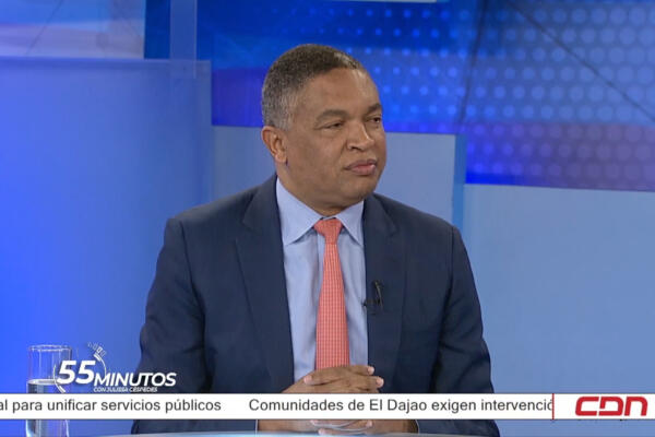 “No somos iguales”, afirma Yván Lorenzo en rechazo a narrativa del PRM sobre el PLD