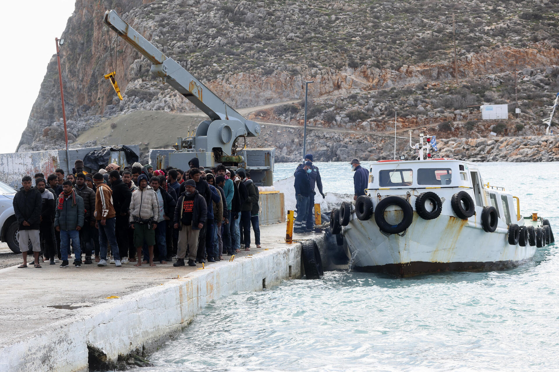 Al menos tres migrantes muertos en un naufragio en Grecia