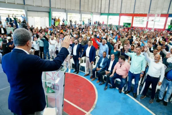 Entre los nuevos integrantes de la Fuerza del Pueblo se encuentra Héctor Ramírez.