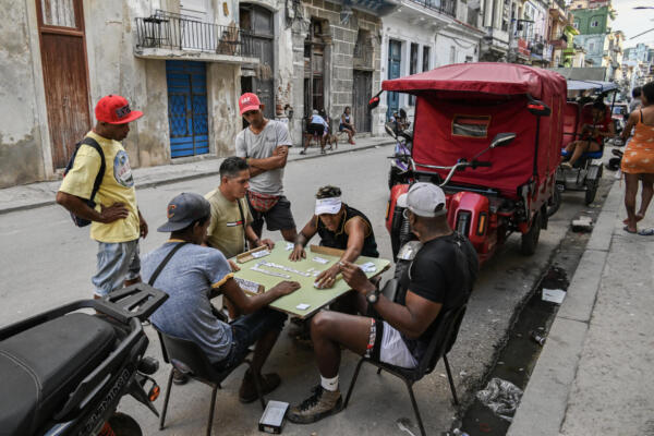 Cuba sufrió este lunes un apagón generalizado, indicó la compañía eléctrica nacional a raíz del bloqueo energético de Estados Unidos.