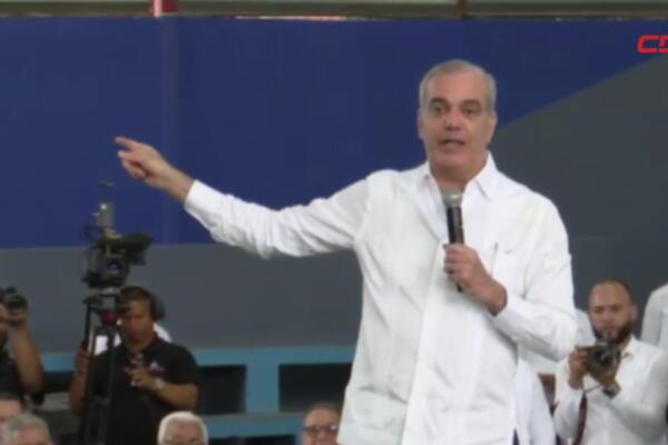 El presidente Luis Abinader, junto a autoridades, encabezó el tedeum en Santiago por el 182 aniversario de la Batalla del 30 de Marzo.
