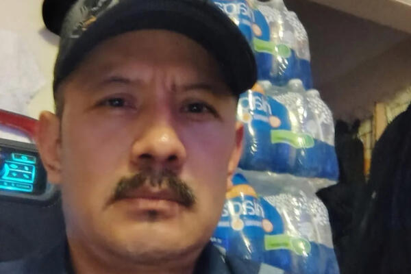 Fotografía divulgada por la página de recaudación de fondos GoFundMe donde aparece Alberto Gutiérrez Reyes, un inmigrante mexicano de 48 años. EFE/ Gofundme