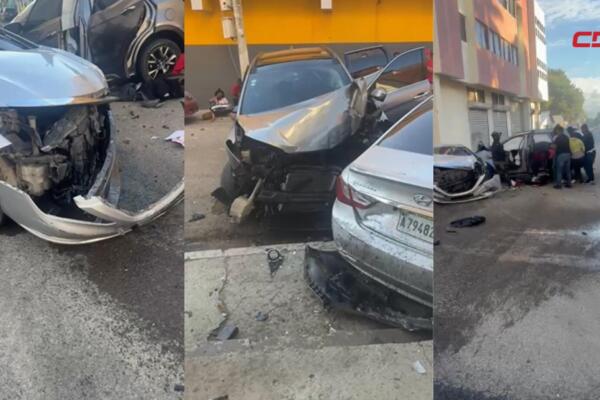 Accidente en Desiderio Arias: dos vehículos destrozados.
