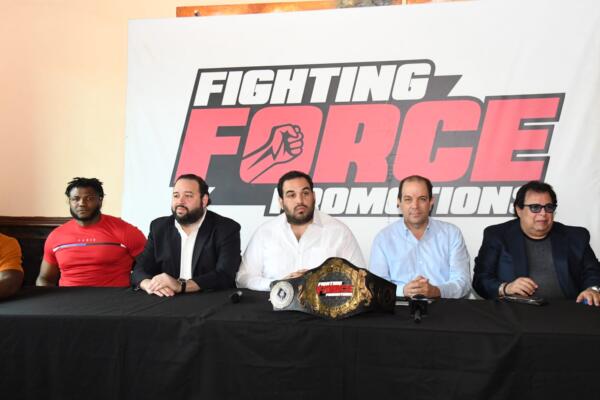 Con una cartelera compuesta por 13 combates profesionales, el evento promete una noche de acción de clase mundial, consolidándose como una experiencia imperdible para todos los aficionados de las MMA.
