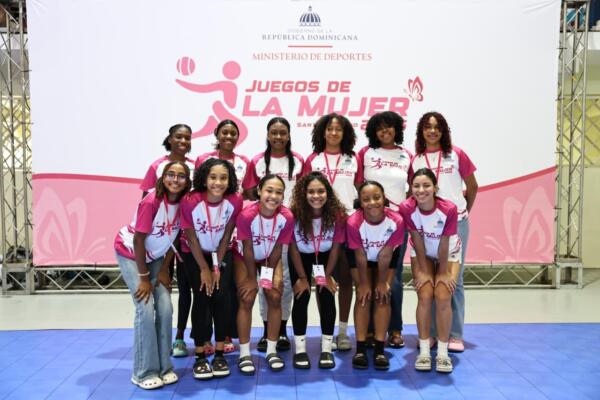 La justa internacional, que reúne a unas 680 atletas, fue inaugurada el jueves y se extenderá hasta el próximo domingo, marcando su regreso tras 10 años de receso por parte del Ministerio de Deportes y Recreación.

