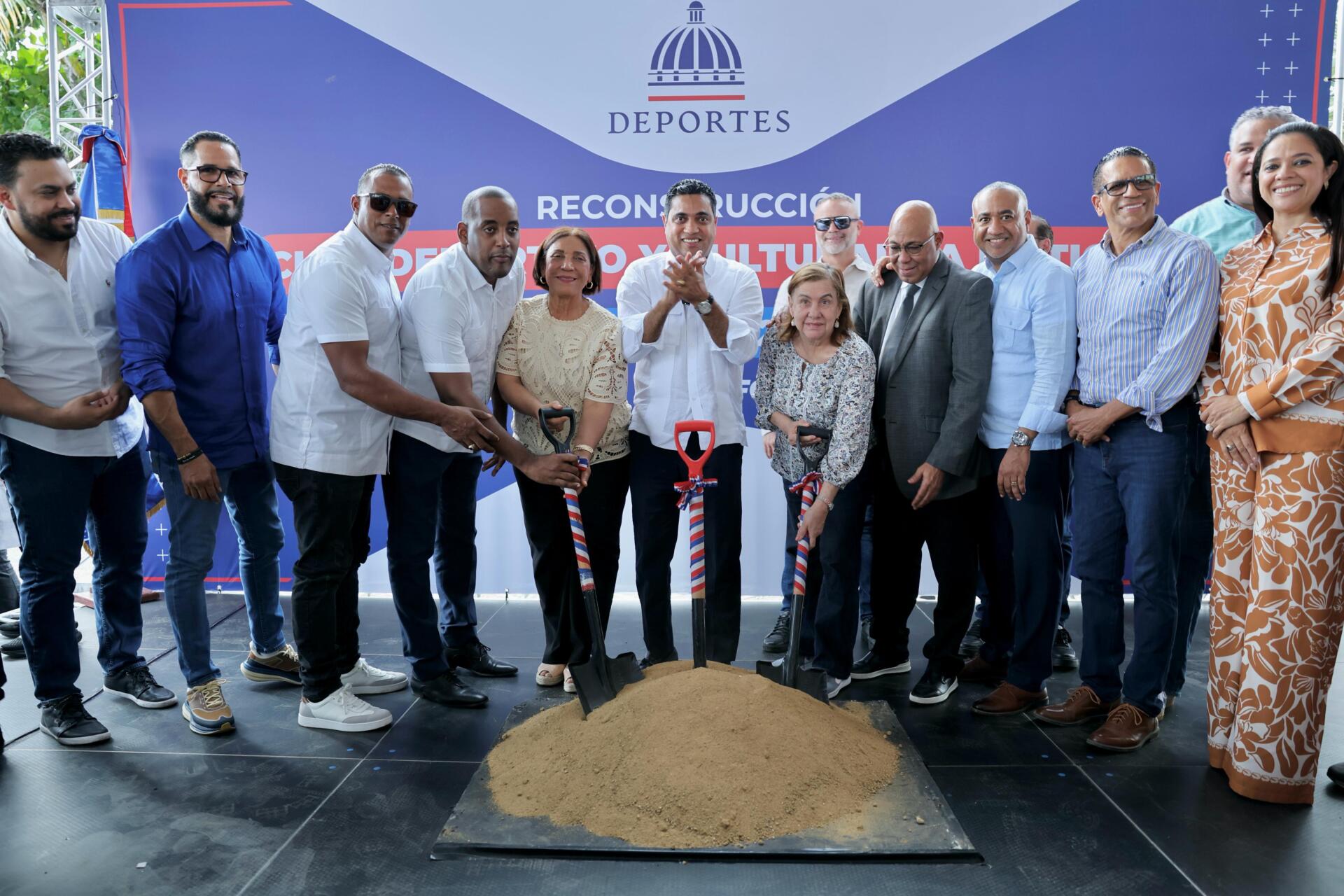 El funcionario anunció que la intervención incluirá también la Casa Club, con el objetivo de garantizar una renovación integral de las instalaciones.