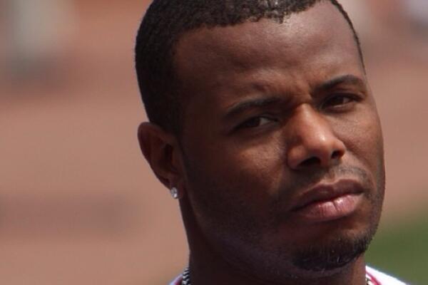 Griffey, uno de los jugadores más condecorados de su generación y exaltado al Salón de la Fama en el 2016 después de una exitosa carrera de 22 años en la Gran Carpa (en la que sumó 630 jonrones, 2,781 hits y bateó para .284), también dejó su huella en la historia de este torneo.

