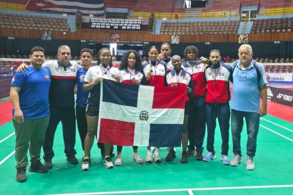 El presidente de la FEDOBAD aprovechó la ocasión para agradecer la colaboración del ministro de Deportes y Recreación, Kelvin Cruz; al presidente del Comité Olímpico Dominicano, Garibaldi Bautista, y al director ejecutivo del Instituto Nacional de Educación (INEFI), Alberto Rodríguez Mella. (Molivo Press).

