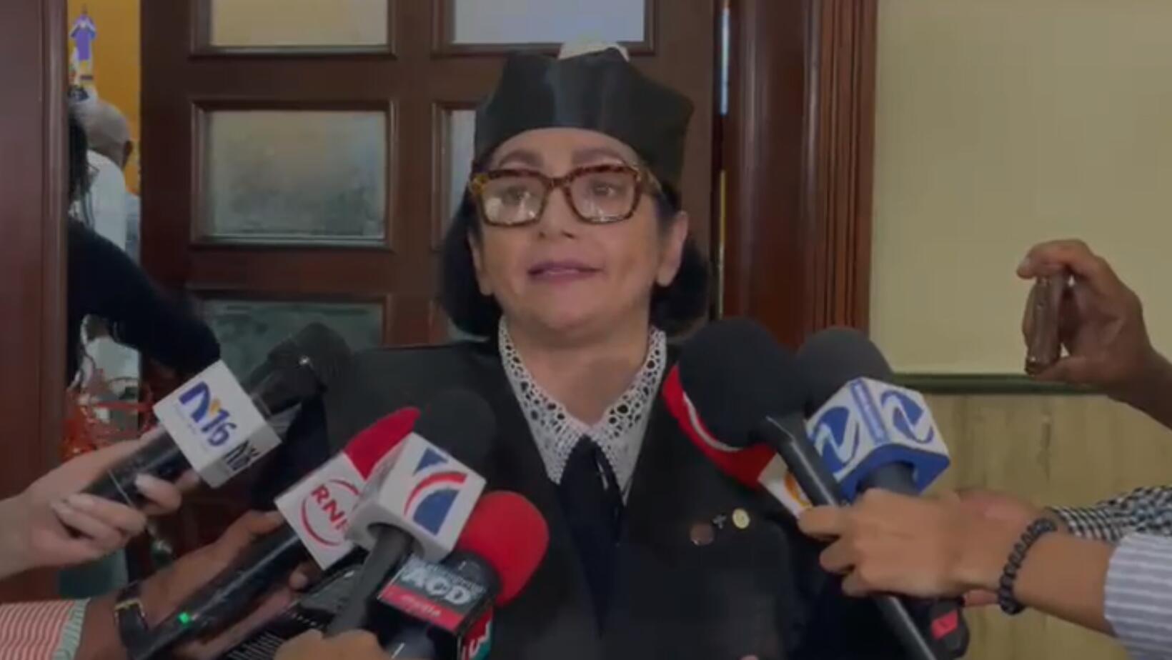 Defensa Donald Guerrero.jpg
