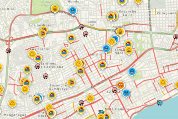 La Digesett informó que junto a WazeDom, logró integrar la identificación de zonas críticas de accidentes viales dentro de la aplicación.