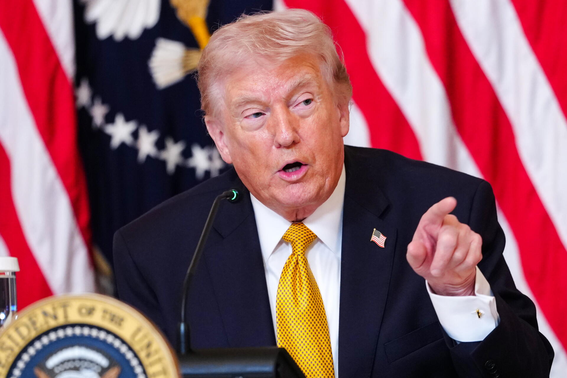 Trump critica falta de "entusiasmo" de algunos aliados para desbloquear estrecho de Ormuz