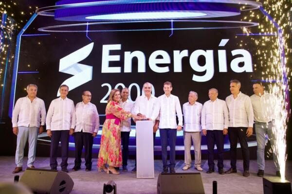 Inauguran Central de Generación Termoeléctrica Manzanillo Power Land en Montecristi