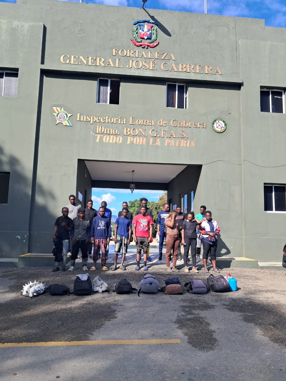 Haitianos indocumentados.jpg