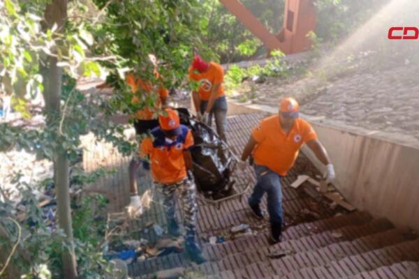 Autoridades investigan dos hallazgos de cadáveres en el Norte.
