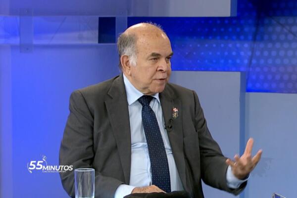 Pelegrín Castillo critica comunicado dominicano sobre bombardeos en Irán.