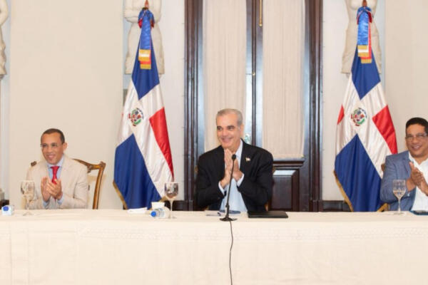 El Gobierno apuesta a la transparencia y eficiencia con Infopago, una herramienta que moderniza el sistema de pagos públicos.