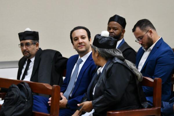 Este lunes inició la lectura de la acusación del Ministerio Público contra el exdirector del Intrant, Hugo Beras y el empresario Jochi Gómez. / foto: Félix de la Cruz
