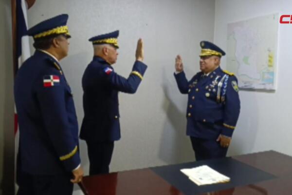 Policía anuncia cambios de mando en la región Cibao.
