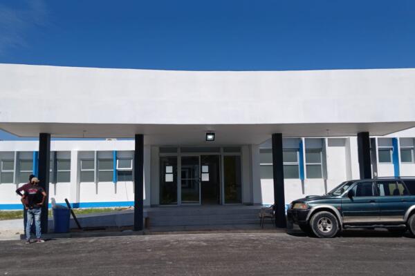 Hospital Materno Infantil Jaime Sánchez, el cual se encuentre en remodelación. 