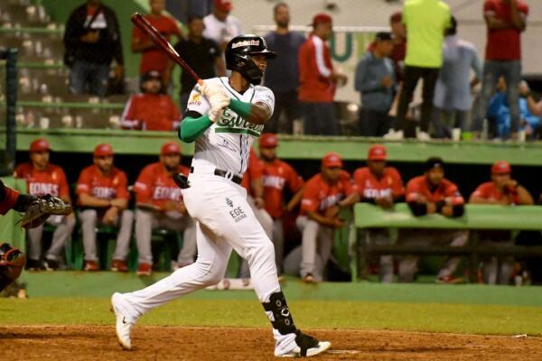Las Estrellas renovaron a Lewin Díaz