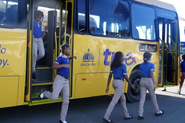 Educación anuncio cambio en el horario de apertura de los centros educativos, permitiendo el ingreso temprano desde las 6:30 a. m.