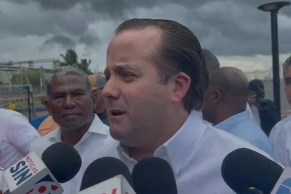 El ministro de la Presidencia, José Ignacio Paliza, aseguró que el Gobierno dominicano está preparado para mitigar los efectos del alza de combustibles debido al conflicto en Medio Oriente y analizó la ley que elimina las candidaturas independientes.