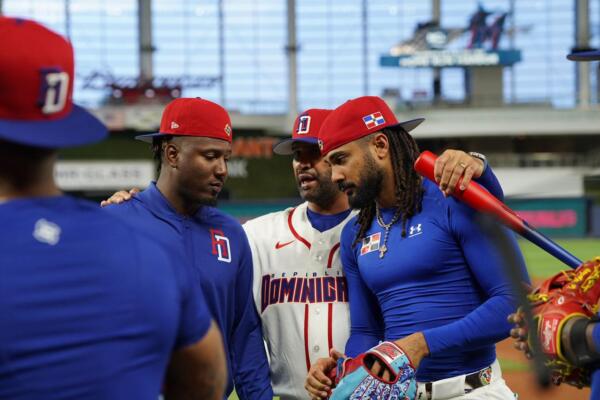 El equipo dominicano que participará en el Clásico Mundial de Béisbol 2026 realizó su primera práctica oficial este domingo en Miami.