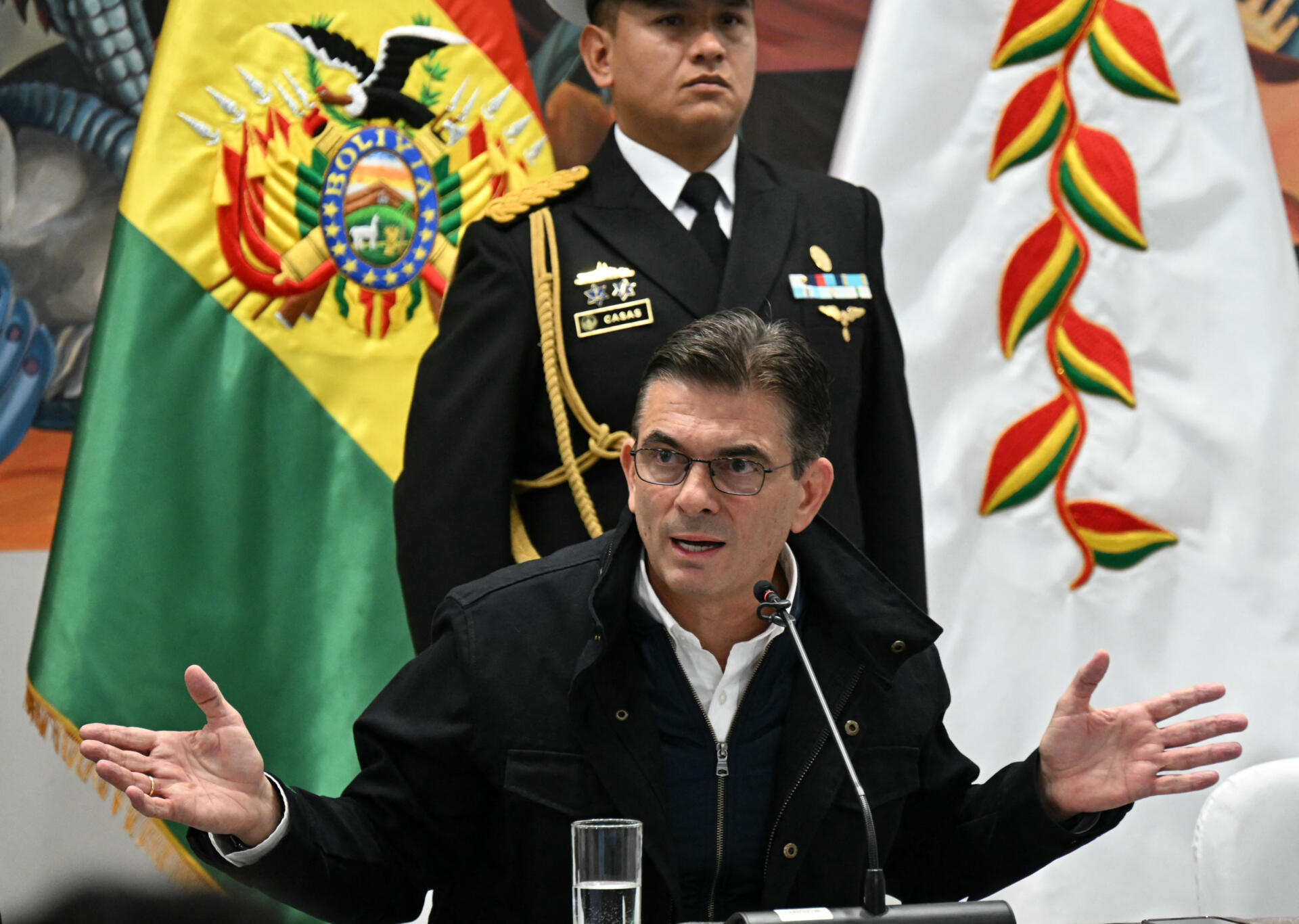 Paz denuncia red internacional que roba y adultera gasolina y daña vehículos en Bolivia