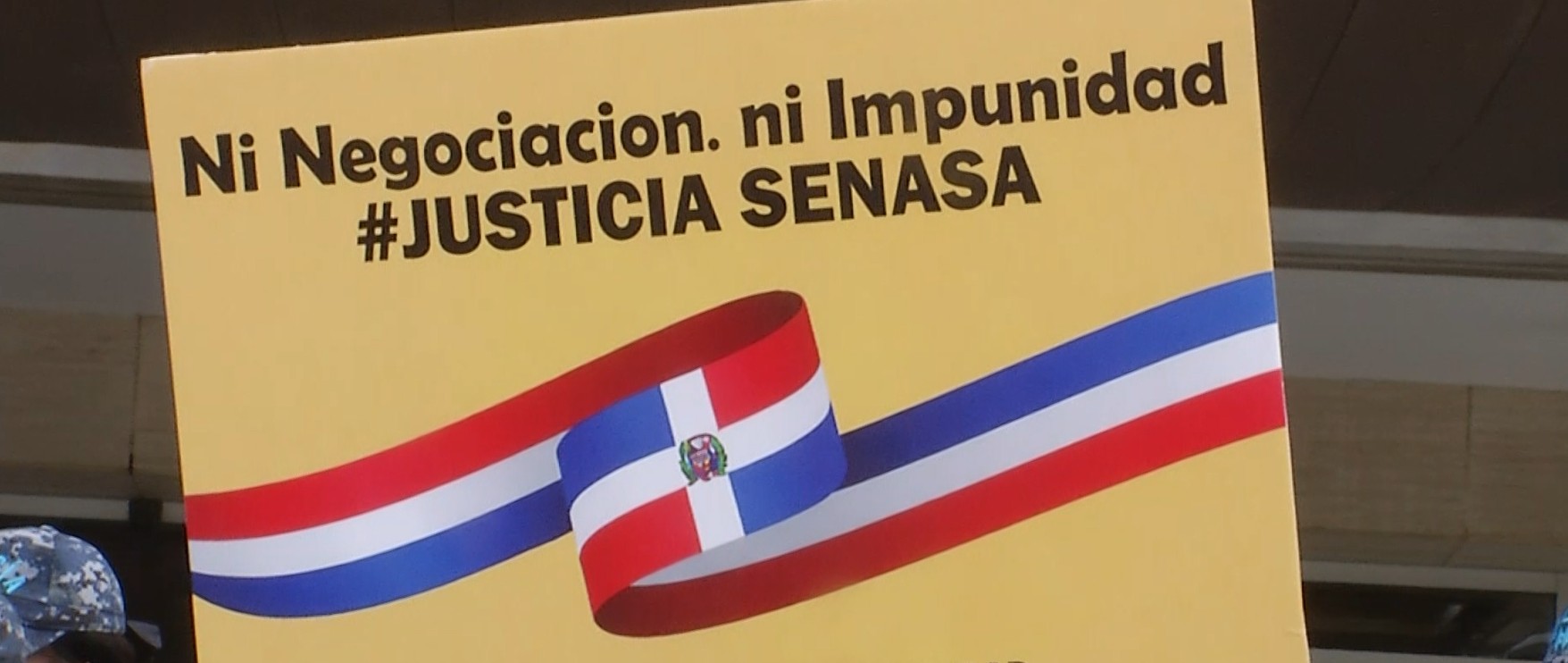 Realizan plantón frente a la Procuraduría por “lentitud” de caso Senasa 