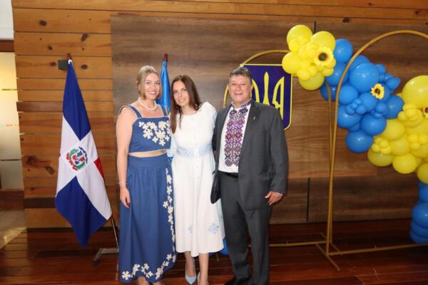Victoria Yakimova encabezó la apertura del Consulado Honorario de Ucrania en la República Dominicana, en un acto celebrado en las instalaciones del La Estancia Golf & Country Club, en la provincia La Altagracia, específicamente en Salvaleón de Higüey. Foto: Fuente externa 