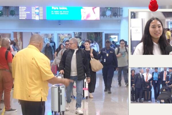 Decenas de turistas llegan al país por el AILA por celebración de Semana Santa