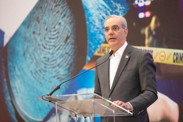 El mandatario realizó estas declaraciones al encabezar el Primer Simposio Internacional de Investigación Criminal: Ciencia e Innovación contra el Crimen PORT - CDN.