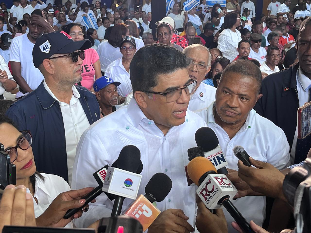 Dío Astacio resalta legado de José Francisco Peña Gómez como ejemplo de superación y defensa de la libertad