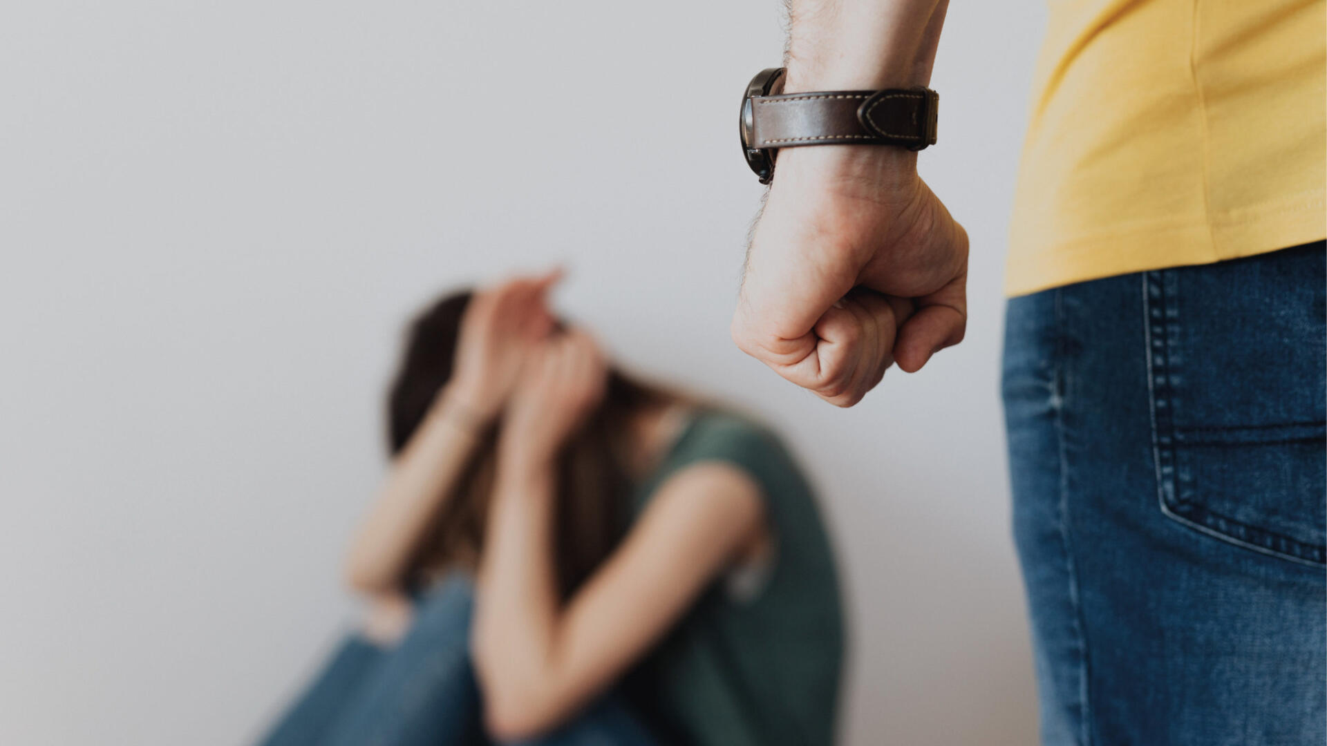 Estudio de resonancia magnética funcional revela poca materia gris en hombres feminicidas