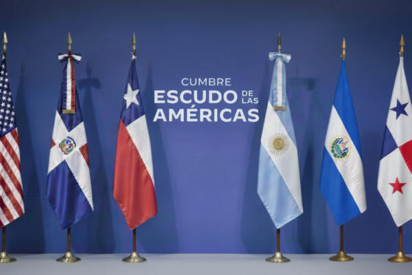 ¿Quiénes son los 12 líderes que participan en la cumbre de Trump en Miami?