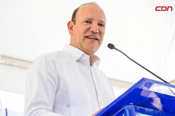 Ulises Rodríguez, alcalde de Santiago.