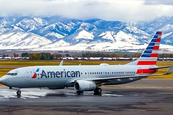 American Airlines niega interés en una fusión con United tras especulaciones